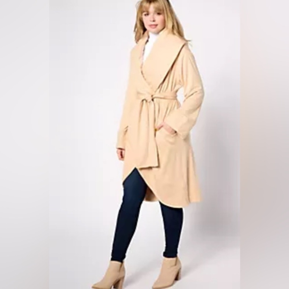 NWT Attitudes by Renee Cardigan Medium Large French Terry Belted Wrap